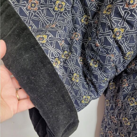 VINTAGE Japanese navy blue floral boro cloth padded kimono with‎ velvet collar - Picture 4 of 9